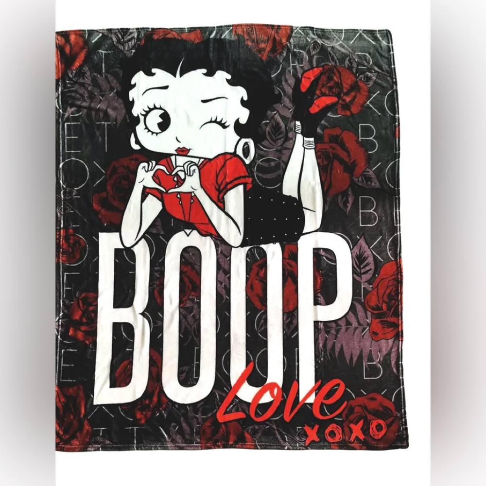 NWT Betty Boop red white black soft fleece throw